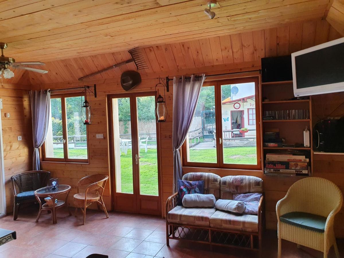 Moulin Du Pommier Glamping & Campsite
