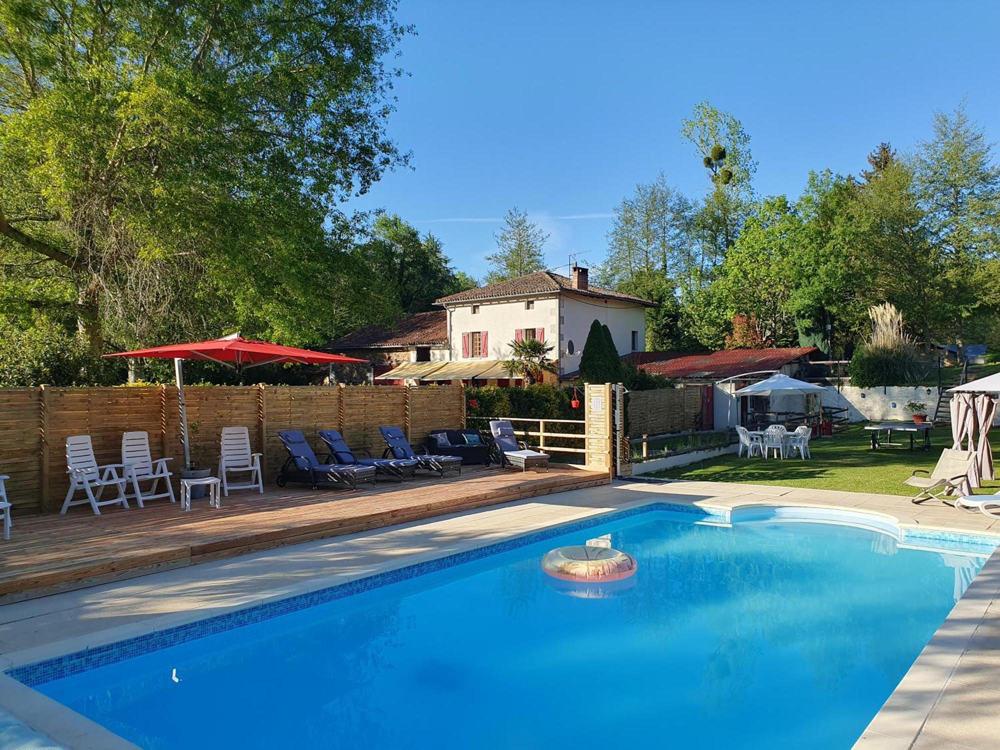Moulin Du Pommier Glamping & *